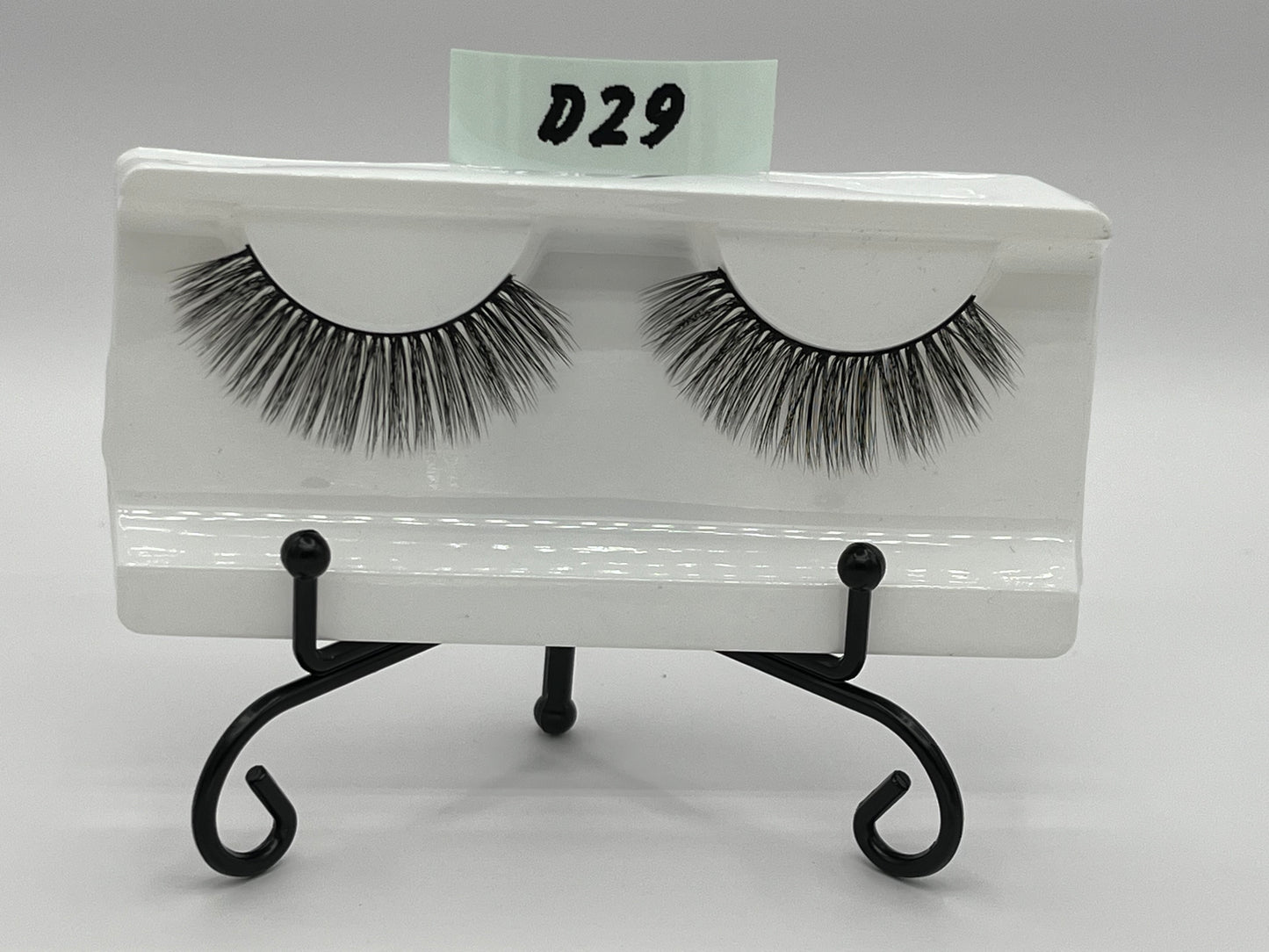 D29